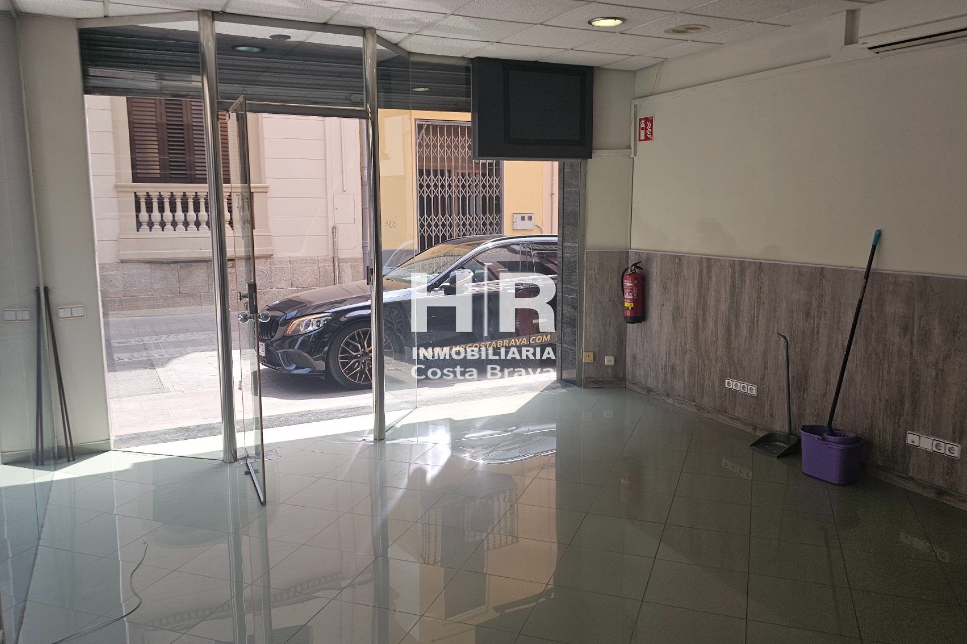 Long Term Rental - Commercial unit - Granollers - Centro