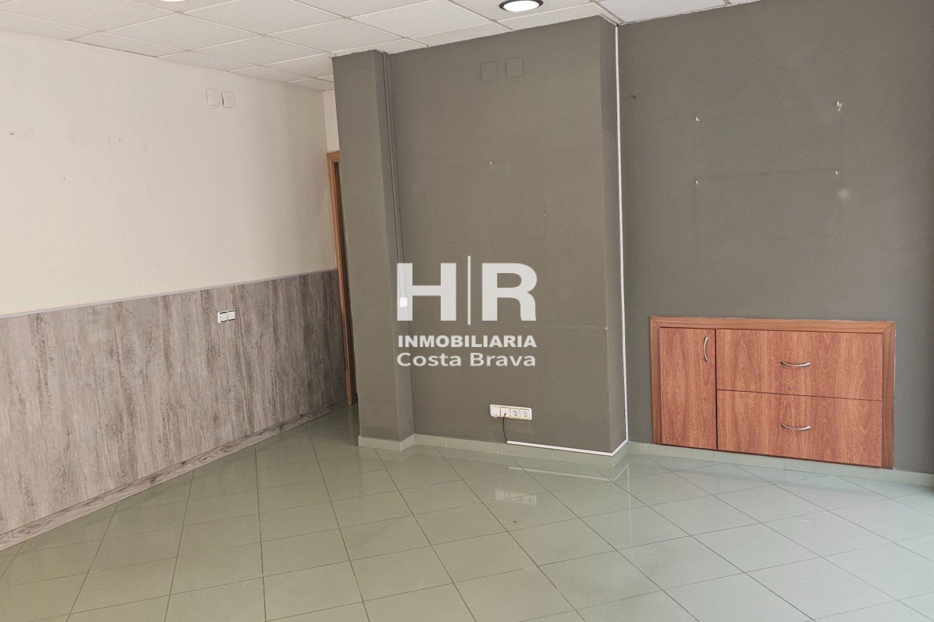 Long Term Rental - Commercial unit - Granollers - Centro