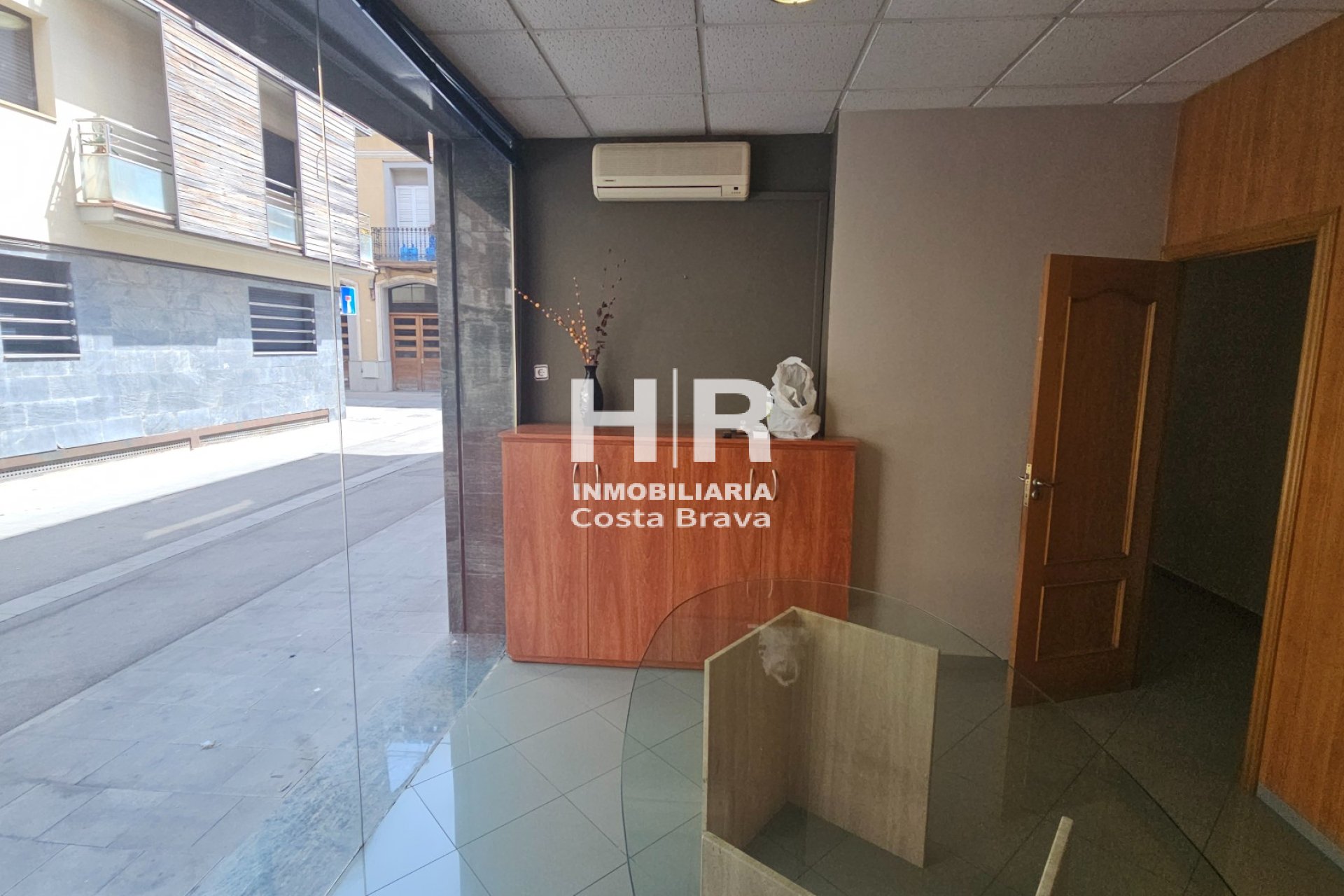Long Term Rental - Commercial unit - Granollers - Centro