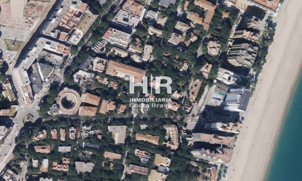Parcela / Terreno - Venta - Platja D'Aro - Centro