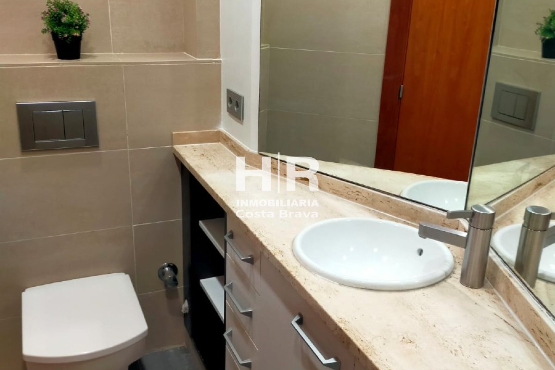 Sale - Apartment / flat - Castell-Platja d'Aro - Centro