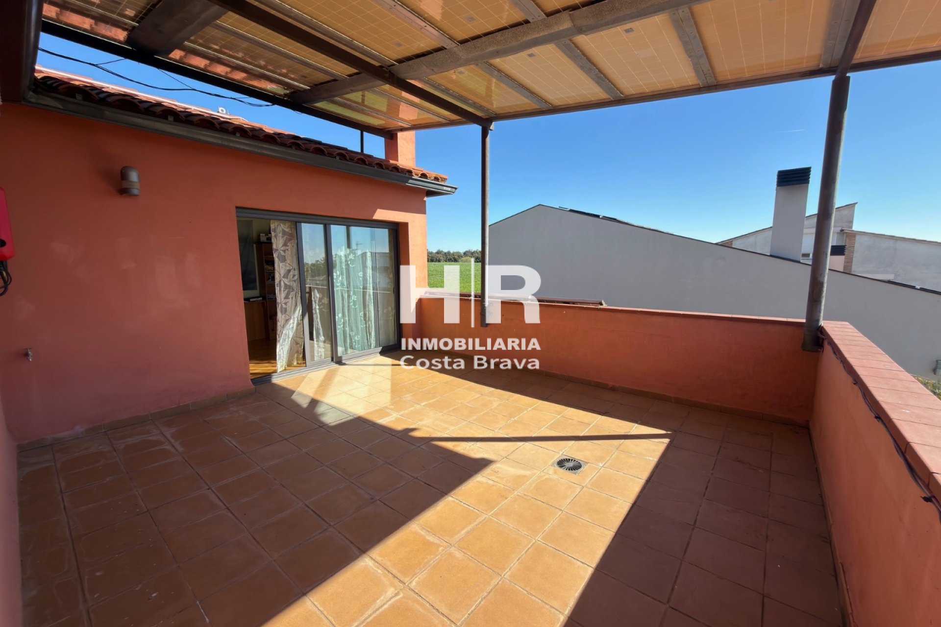 Sale - Casa unifamiliar - AIGUAVIVA - CENTRO PUEBLO