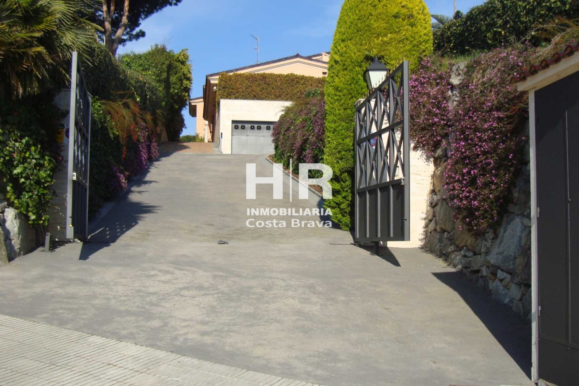 Sale - Chalet - Calella - Valldenguli