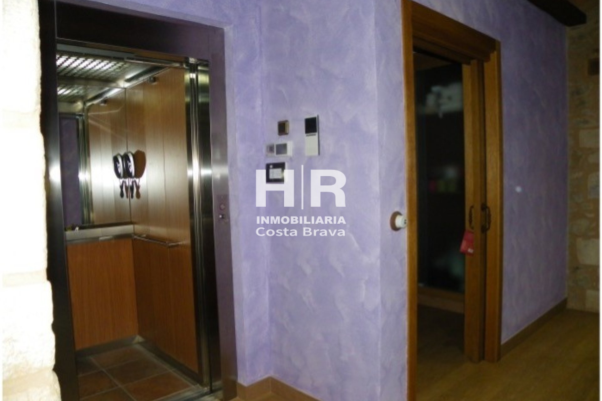 Sale - Villa - Sant Joan de Mollet - Centro