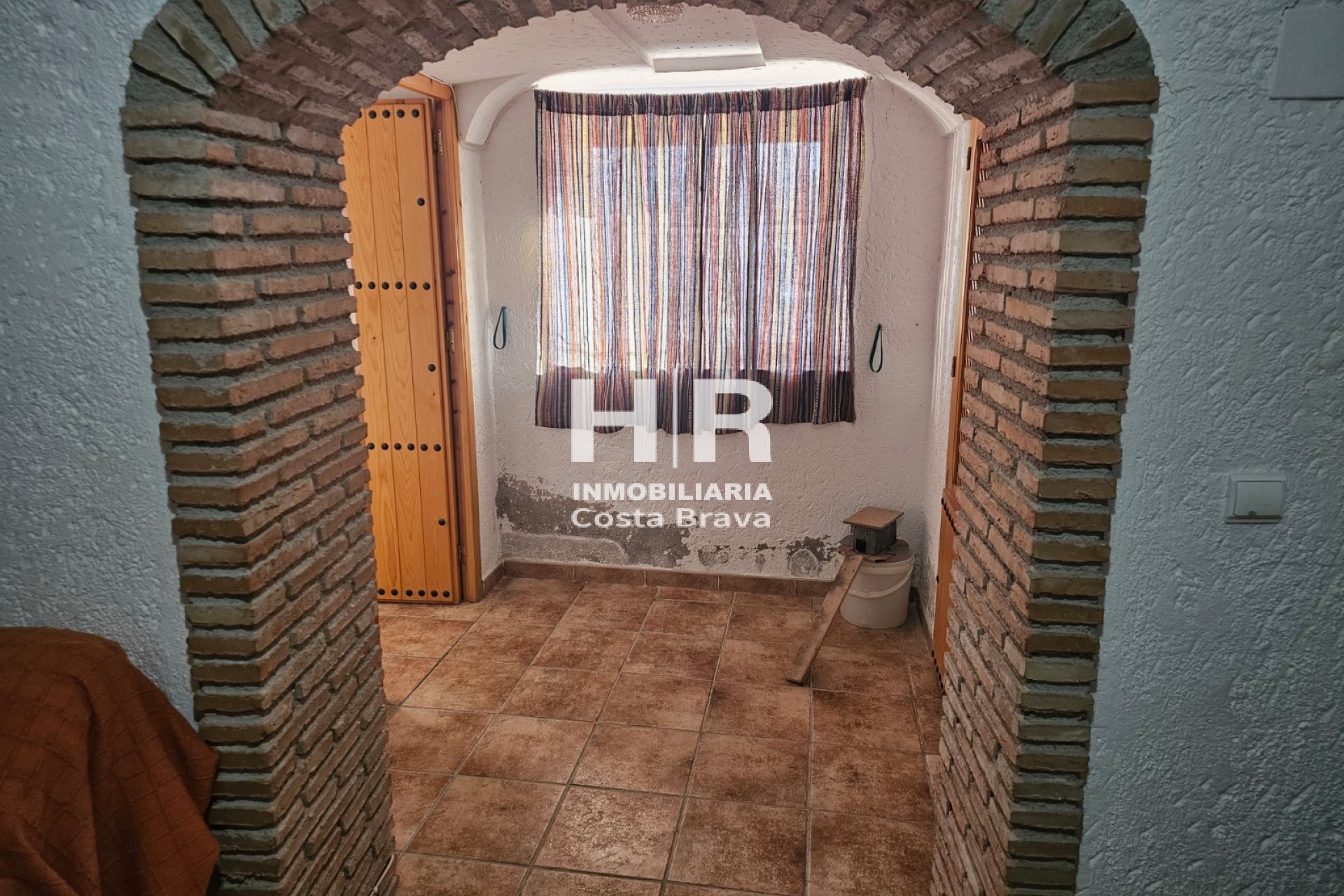 Venda - Casa cova - Benamaurel - Puente Arriba