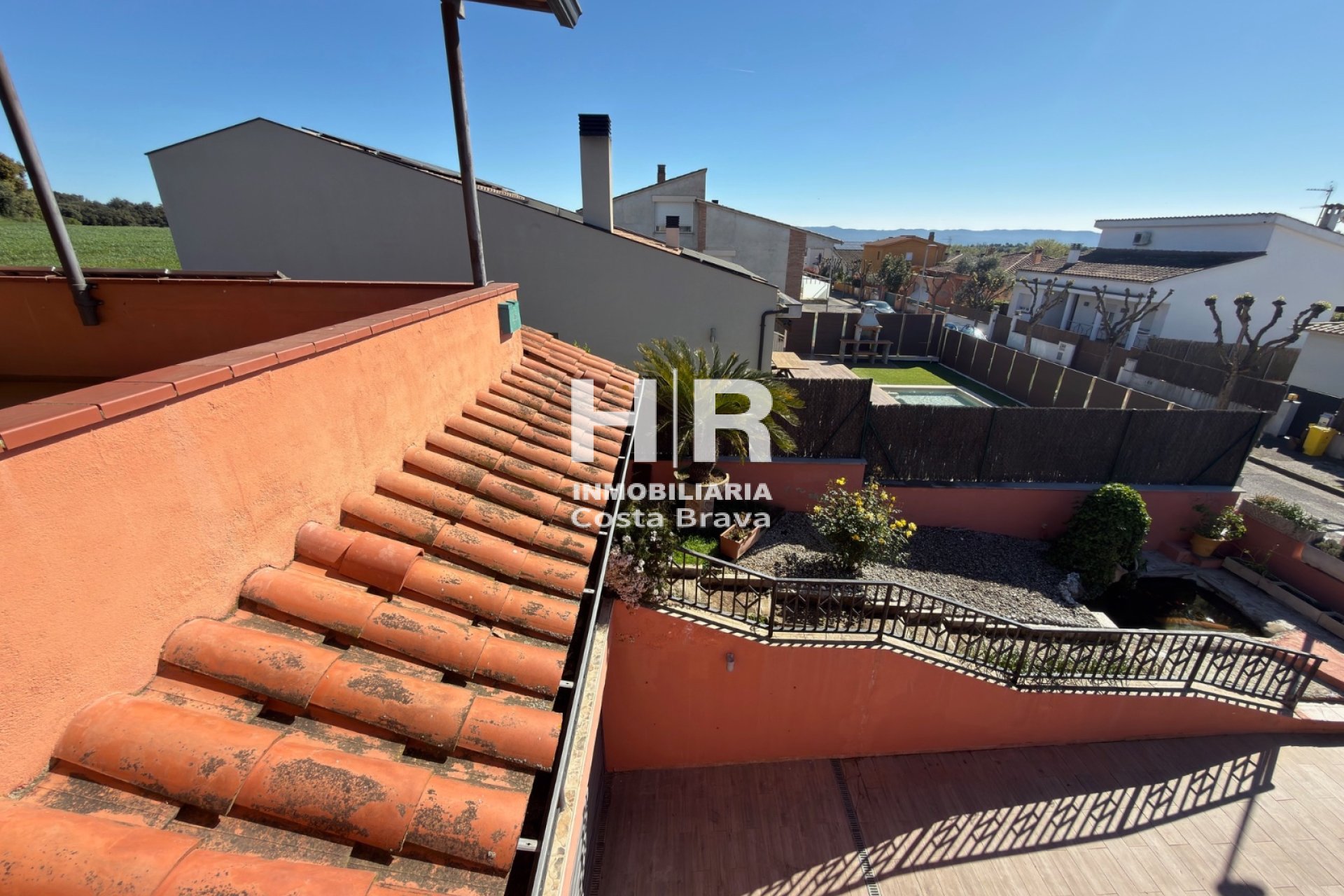 Venda - Casa unifamiliar - AIGUAVIVA - CENTRO PUEBLO