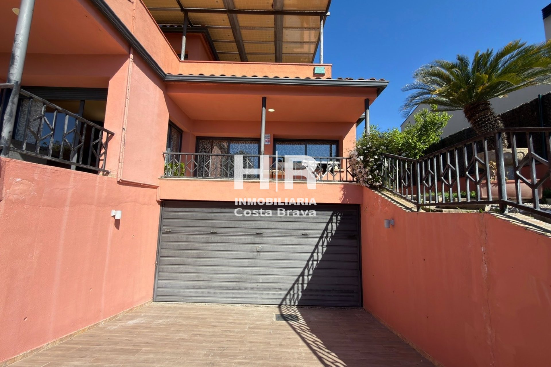 Venda - Casa unifamiliar - AIGUAVIVA - CENTRO PUEBLO