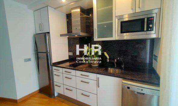 Sale - Apartment / flat - Castell-Platja d'Aro - Centro