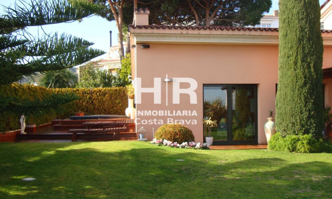 Vente - Chalet - Calella - Valldenguli