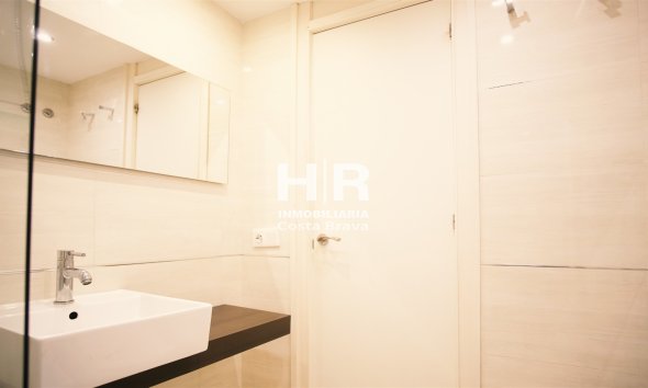 Sale - Apartment / flat - Castell-Platja d'Aro - Centro