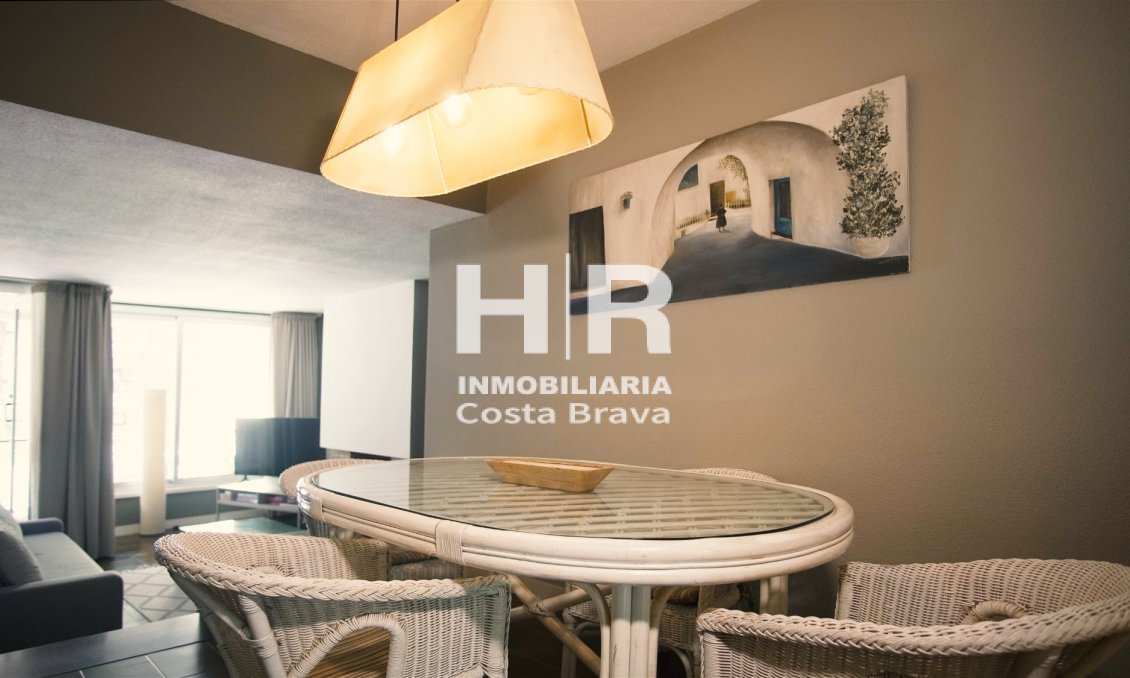 Sale - Apartment / flat - Castell-Platja d'Aro - Centro