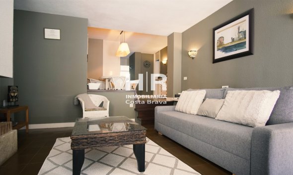 Sale - Apartment / flat - Castell-Platja d'Aro - Centro