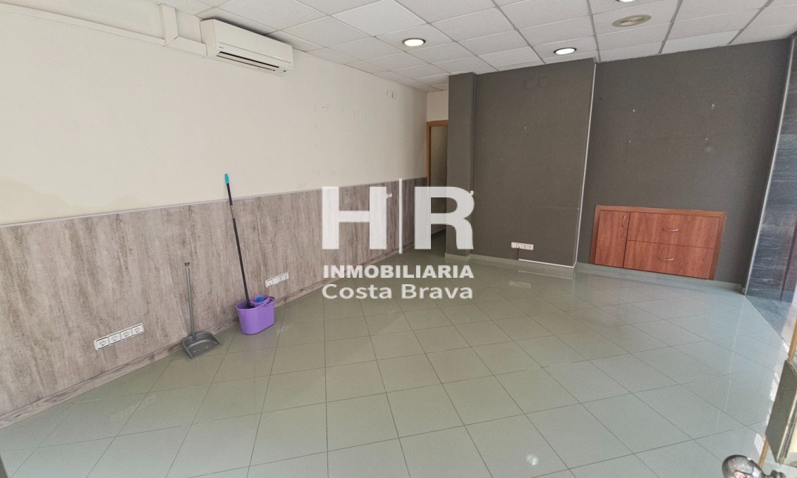 Location à long terme - Local commercial - Granollers - Centro