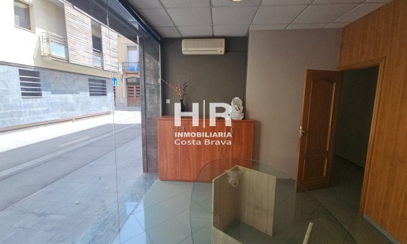 Location à long terme - Local commercial - Granollers - Centro