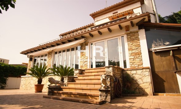 Venda - Casa - L´Escala - Platja