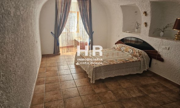 Sale - Cave house - Benamaurel - Puente Arriba