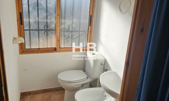 Sale - Cave house - Benamaurel - Puente Arriba