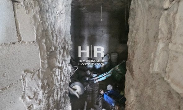 Sale - Cave house - Benamaurel - Puente Arriba