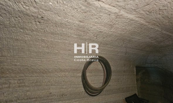 Sale - Cave house - Benamaurel - Puente Arriba