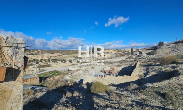 Sale - Cave house - Benamaurel - Puente Arriba