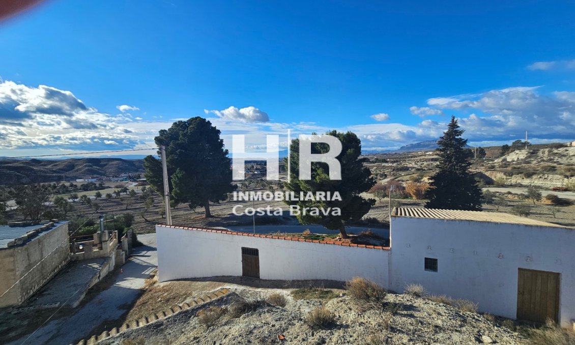 Sale - Cave house - Benamaurel - Puente Arriba
